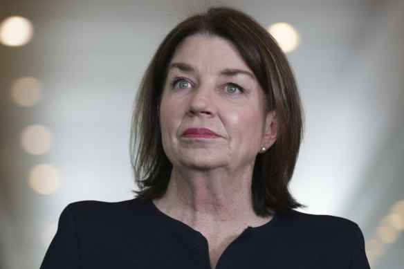 Australian Banking Association chief Anna Bligh has encouraged people with loan deferrals to contact their banks. 