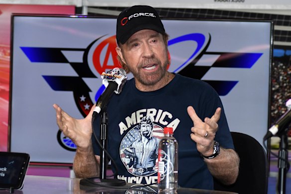 Chuck Norris speaks to reporters in 2016.