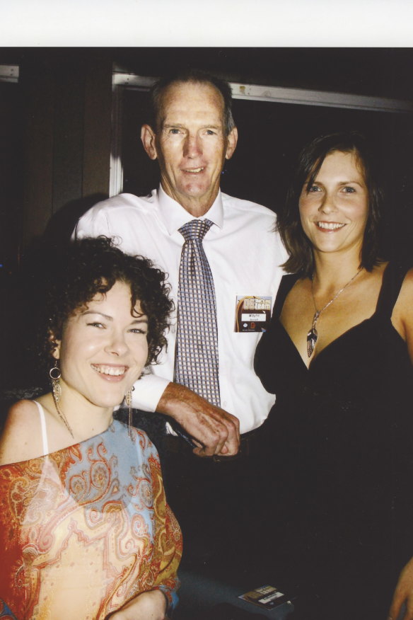 With daughters Katherine (left) and Beth in the 1990s.