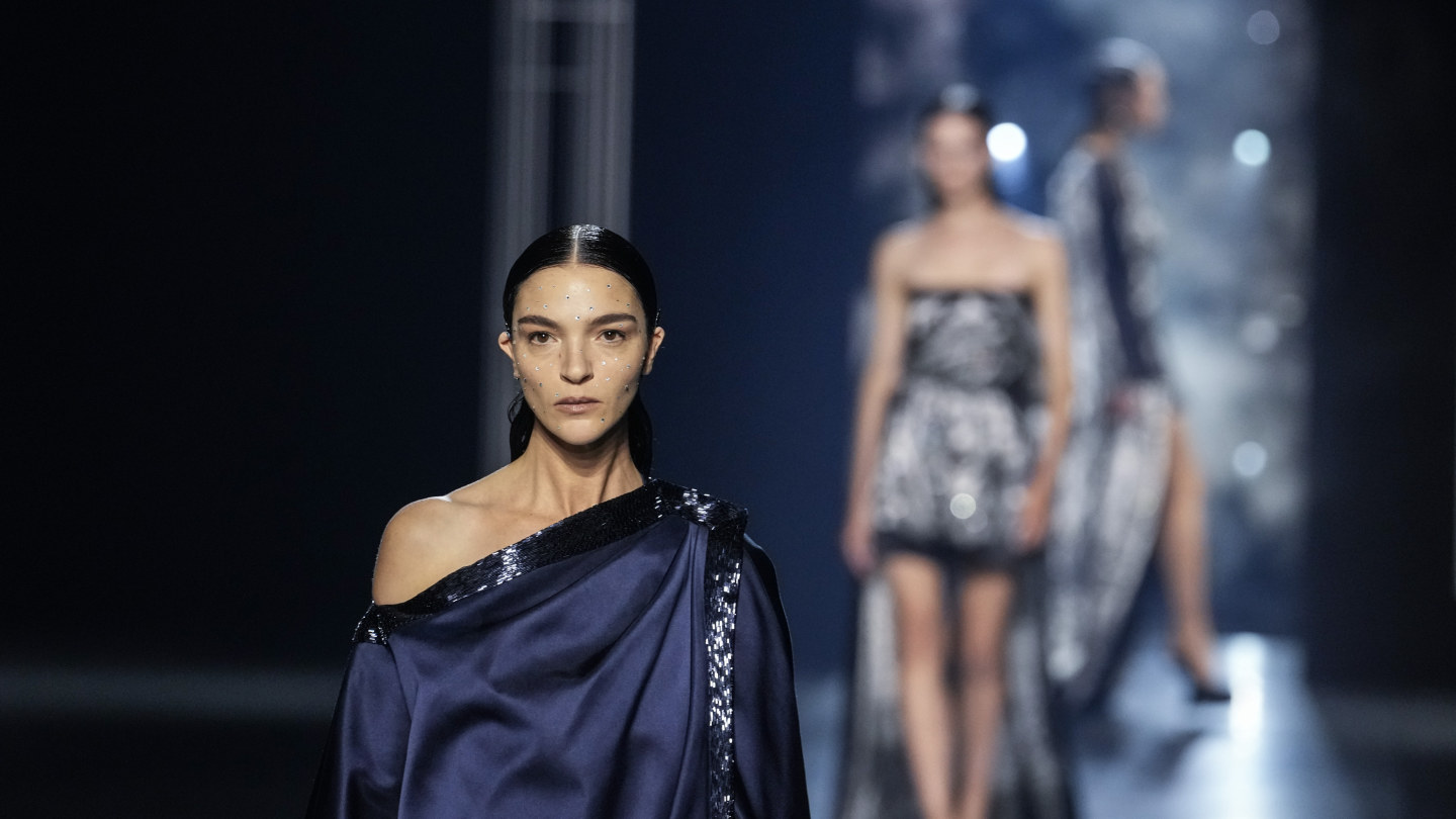 Can you wear a jumpsuit to cheap a black tie event