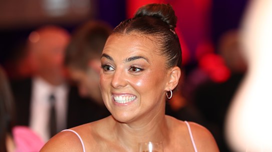 Ebony Marinoff prevailed in a thrilling count. 