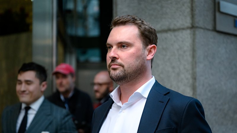 Greenwood reports severe memory loss during questioning, likened to earlier Alan Bond-era case