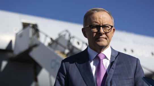 Prime Minister Anthony Albanese addresses the media before boarding a plane for his visit to India, at Perth Airport on Wednesday 8 March 2023. fedpol Photo: Alex Ellinghausen
