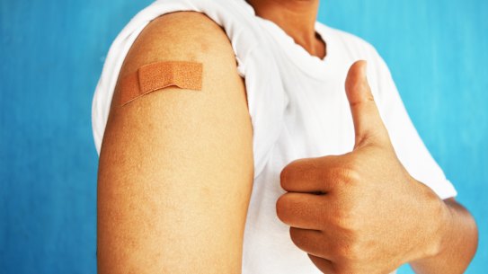 At least 80 per cent of Australians must be vaccinated so we can learn to live with COVID.