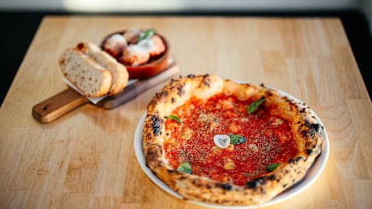 Meatballs and marinara pizza.