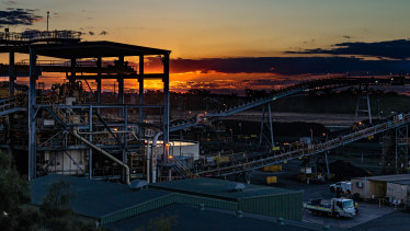 The COVID-19 economic downturn has weighed on prices for Australia's thermal coal exports.