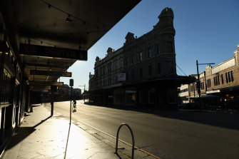 picture Sydney Lockdown https www theage com au national australia covid live updates four sydney lgas in lockdown as cases continue to grow across city victoria on high alert 20210625 p584ds html post p52dyd