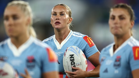 Jaime Chapman (centre) will be a key player for the Blues this evening.