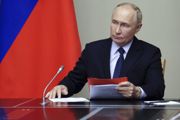 President Vladimir Putin leads a Russian Security Council meeting. 
