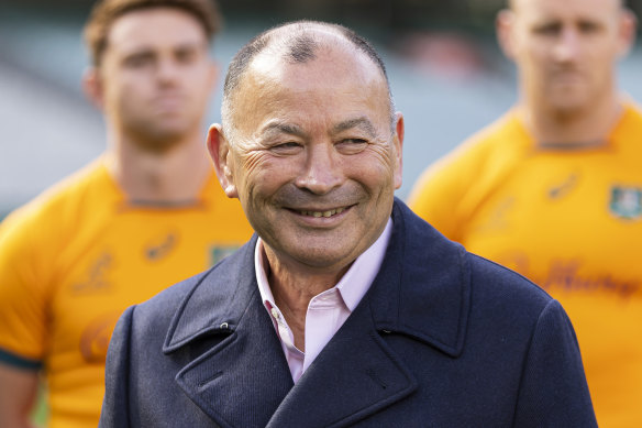 Eddie Jones speaks to the media. 