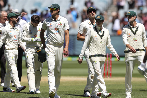 The knives are out following Australia's capitulation in the second Test at the MCG.