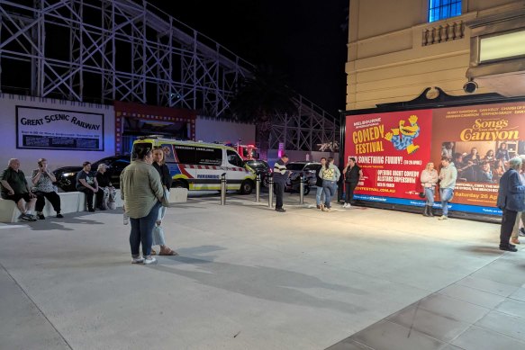 St Kilda Palais Theatre Show Continues Amid Medical Emergency: Fans React and Share Insights