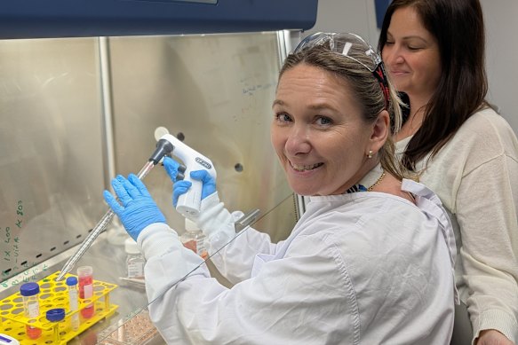Dr Laura Croft and Nadine Lipworth with Sasha’s brain organoids.