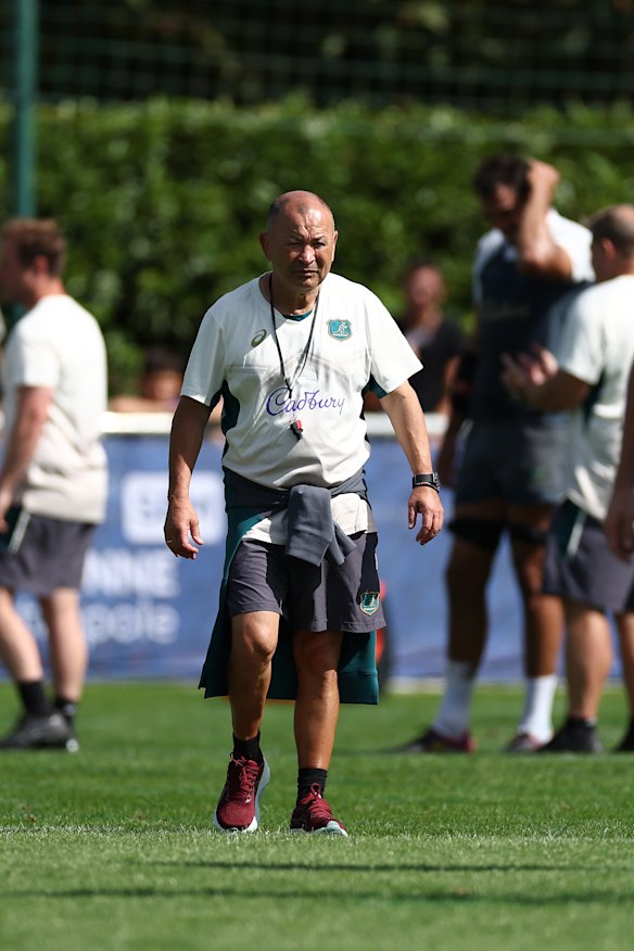 Eddie Jones looks on at Wallabies training in Saint-Etienne on Thursday.