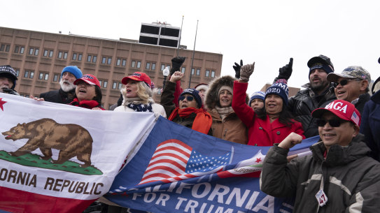 Trump supporters welcome prisoners being released from the  DC Central Detention Facility on Tuesday.