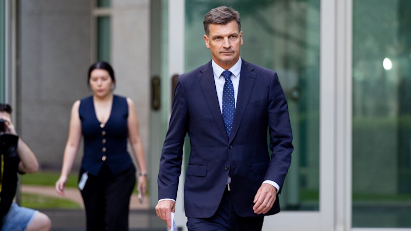Australia news LIVE: Angus Taylor resigns from frontbench, paves way for leadership spill; Herzog to arrive in Melbourne as special powers granted to police