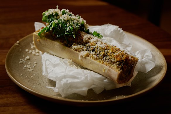 Smoked bone marrow, oxtail marmalade and horseradish.