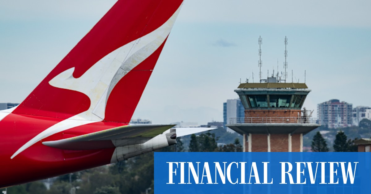 Aircraft safety officials probe fourth Sydney incident in a month