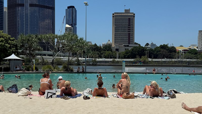 Possible thunderstorm to cap off Brisbane’s hottest Australia Day in 27 years