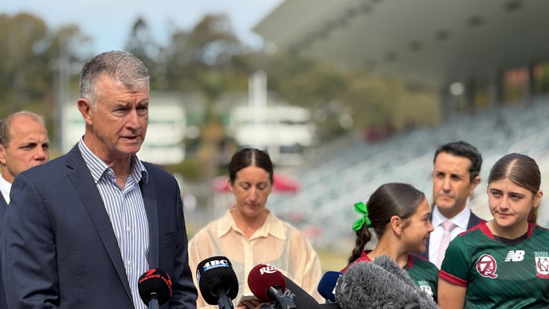 Minister rules out public deadlines, timetables to boost Games budget faith