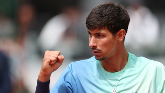 PARIS, FRANCE - MAY 28: Alexei Popyrin of Australia celebrates a point against Alejandro Tabilo of Chile during the Men’s Singles Second Round match on Day Four of the 2025 French Open at Roland Garros on May 28, 2025 in Paris, France. (Photo by Adam Pretty/Getty Images)