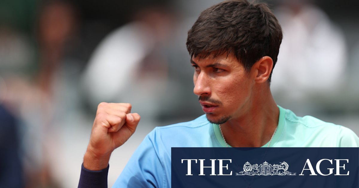 Popyrin Defeats Tabilo: Third Round Advance