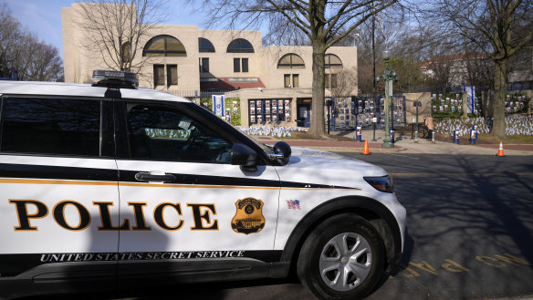A US Secret Service police vehicle is parked outside of the Israeli Embassy.