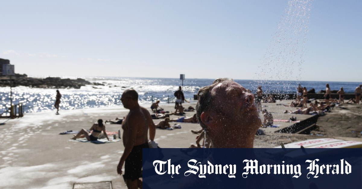40 degrés inclinés avant le sud alors que la vague de chaleur fait fondre NSW