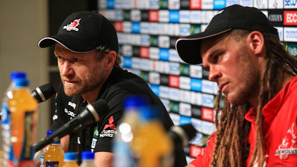 Former Sunwolves coach Tony Brown, left, with captain Dan Pryor.