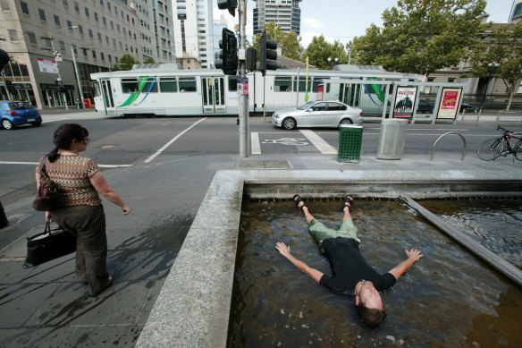 People will look for ways to keep their cool when high temperatures sweep Victoria this week.