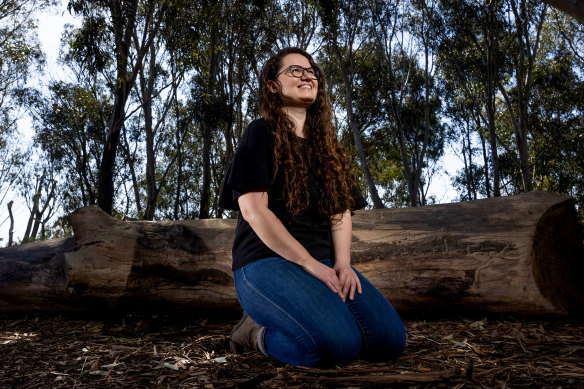 PhD candidate Jessica Lawton and La Trobe University researchers have been using heat sensing cameras installed at 50 nesting box sites in the Mount Alexander area to spy on phascogales, one of Victoria’s elusive and threatened marsupials.