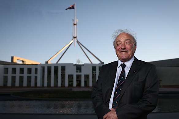 Labor MP Mike Freelander supports changes to the capital gains tax concession.