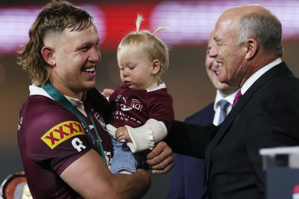 Reuben Cotter is crowned the Wally Lewis medallist of the series.