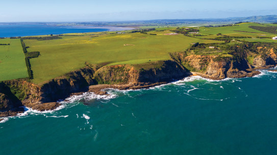 The coastline near San Remo, close to Phillip Island. 