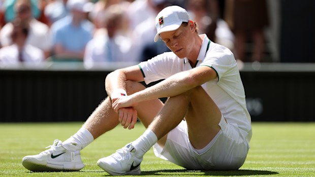 Jannik Sinner has been battling a knee injury