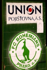 Logo společnosti Bohemians společnosti Valby.