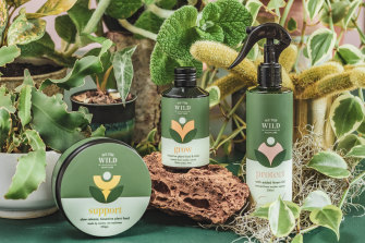 This essential kit is suitable for all plants.