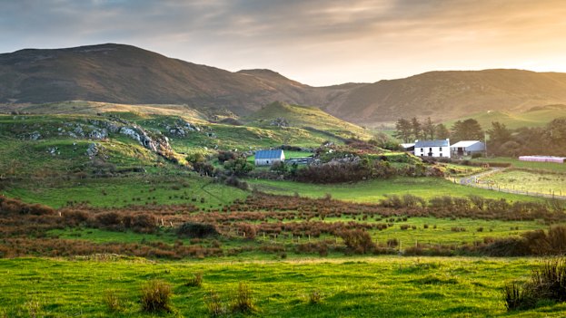 Elliott also longs to see Irish eyes smiling in places such as Donegal.