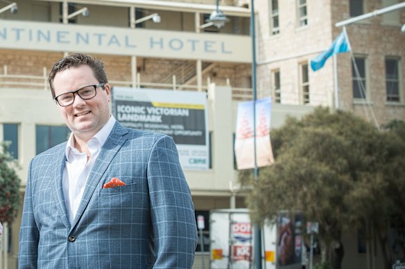Nicholas Smedley has resigned as chair of The Australian Club’s house committee after The Age reported he had a history of family violence.