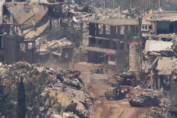 Gli edifici in rovina testimoniano la ferocia dei combattimenti tra Israele e Hezbollah nel sud del Libano.