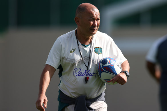 Eddie Jones at Wallabies training in Saint-Etienne. 