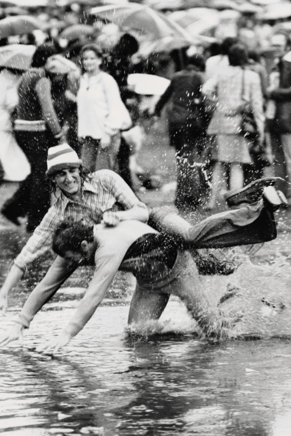 Prime conditions for a ‘mudlark’: The famous 1976 Melbourne Cup, hit hard by rain.