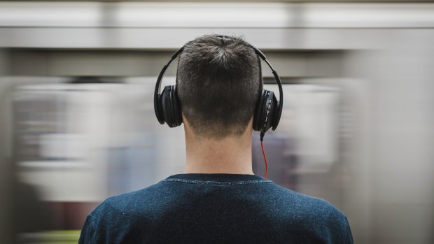 Ear pads store to avoid noise