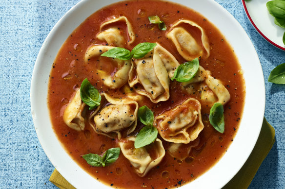 Spicy tomato, tortellini and chilli soup.