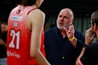 Craig Hutchison, owner of the Perth Lynx, speaks to player Han Xu in January 2026.