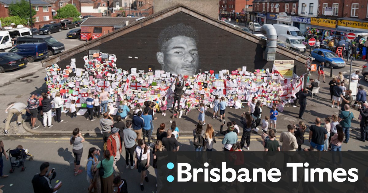 Defaced mural of England's Marcus Rashford becomes shrine in backlash to football racism - Vimarsana News