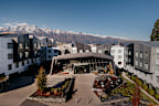 Voco Queenstown even has a dedicated drying room and ski lockers to safely store ski gear and outdoor equipment. 