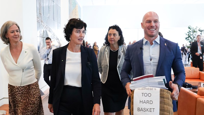 ‘Loopholes and deflections': Opponents slam Labor's gambling reform