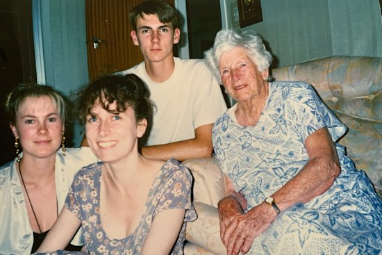 Eileen Mansfield in her eighties with (from left) the author’s sister, Madeleine Carlyle, the author, Rose Carlyle, and her brother, David Carlyle, circa 1993.