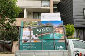 Median house prices across most Sydney suburbs are above $800,000, with a growing number of apartments slipping over that price point.